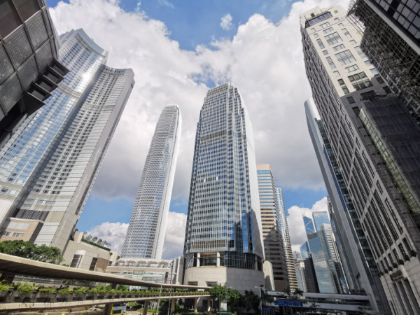 东方证券：出海高增景气延续 消费级3D打印入驻线下渠道